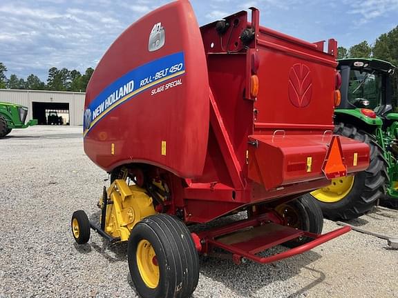 Image of New Holland RB450 Silage Special equipment image 4
