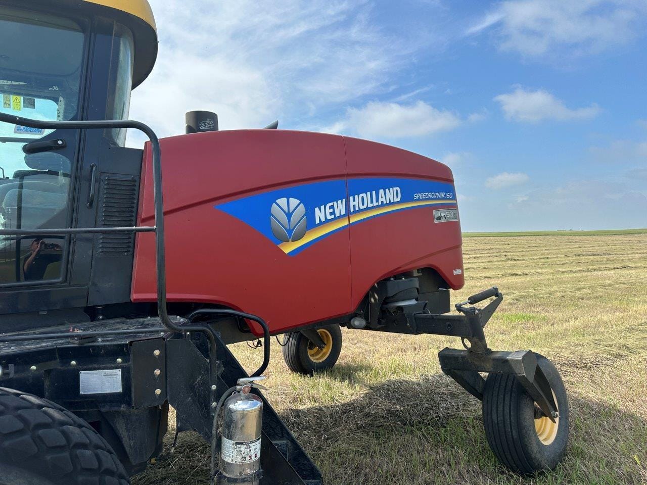 2015 New Holland Speedrower 160 Equipment Image0