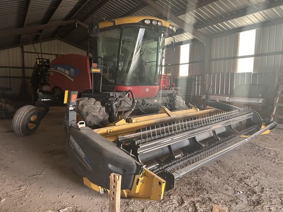 Image of New Holland Speedrower 160 equipment image 2
