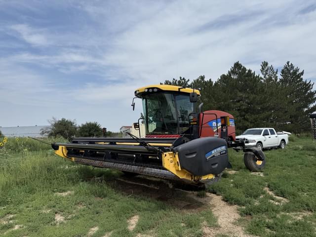 Image of New Holland Speedrower 220 equipment image 2