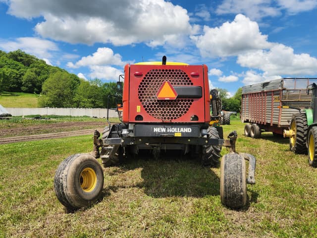 Image of New Holland Speedrower 260 equipment image 1
