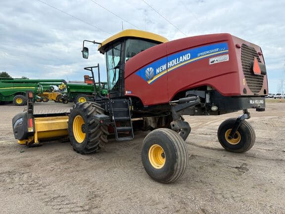 Image of New Holland SR130 equipment image 3