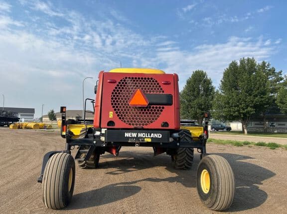 Image of New Holland Speedrower 130 equipment image 3