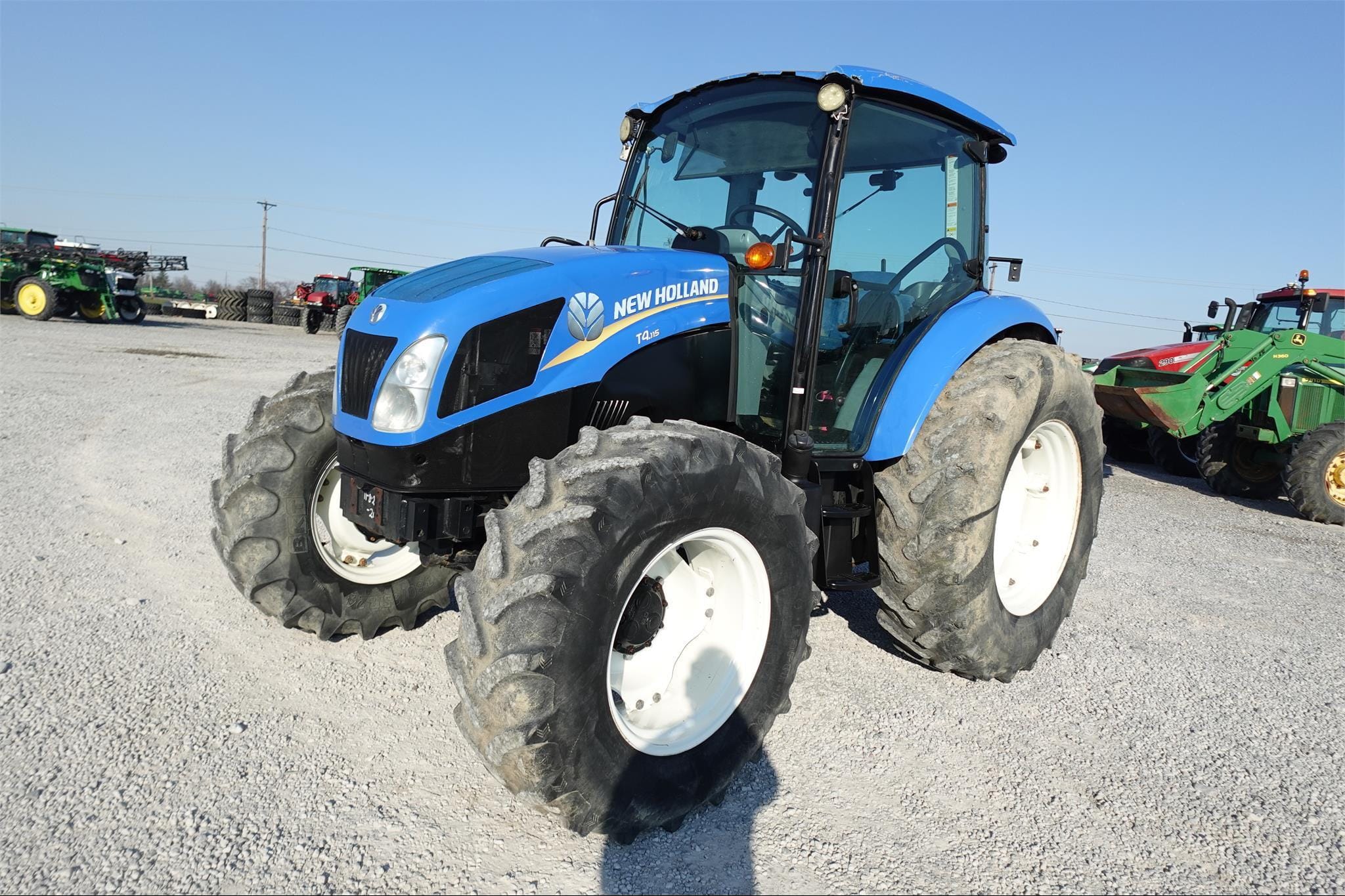 Main image New Holland T4.115