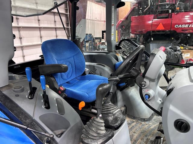 Image of New Holland T4.75 equipment image 4