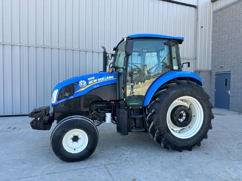 2015 New Holland T4.95 Equipment Image0