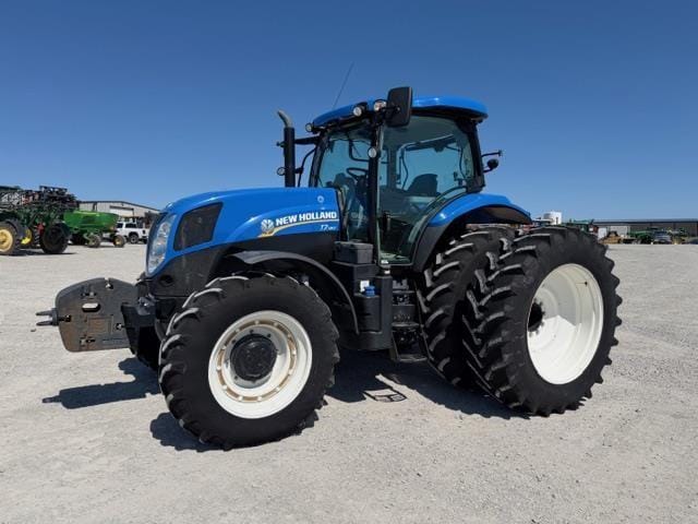 2015 New Holland T7.190 Equipment Image0