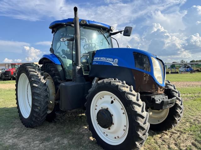 Image of New Holland T7.210 equipment image 2