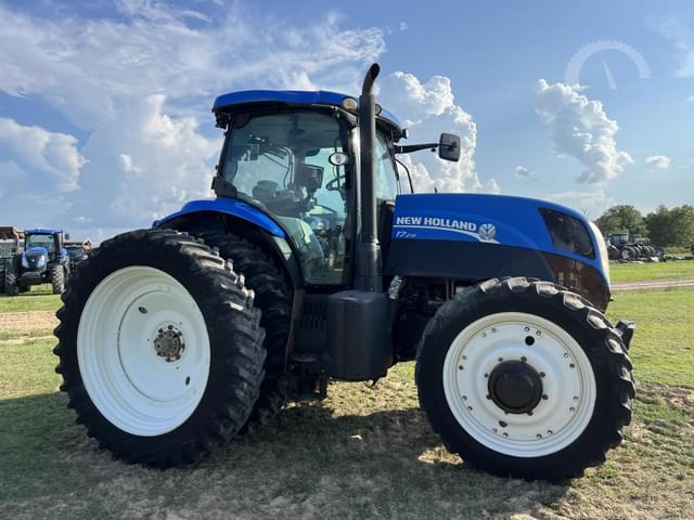 Image of New Holland T7.210 equipment image 3