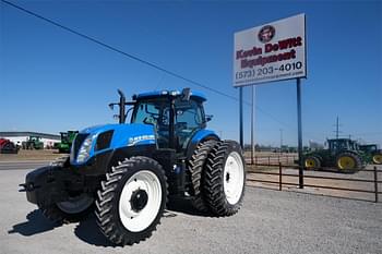 2015 New Holland T7.210 Equipment Image0