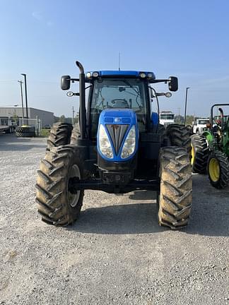 Image of New Holland T7.210 equipment image 4