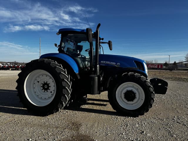 Image of New Holland T7.245 equipment image 4