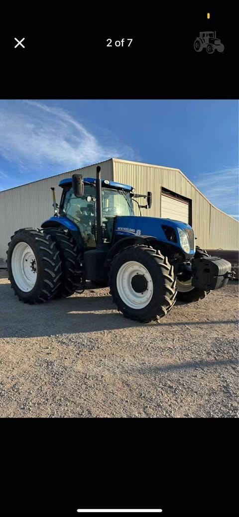 2015 New Holland T7.260 Equipment Image0