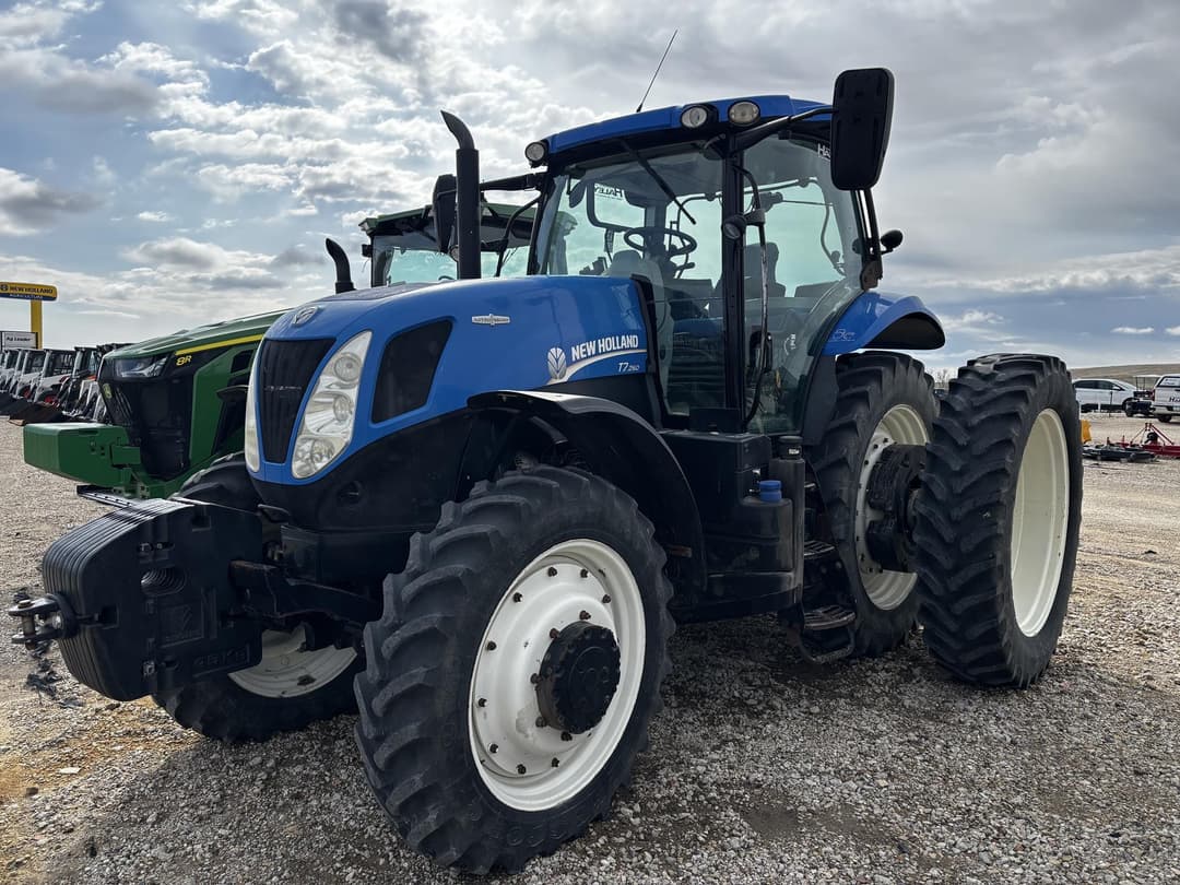 Image of New Holland T7.260 Image 1