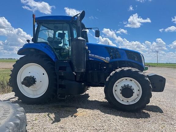 Image of New Holland T8.350 equipment image 2