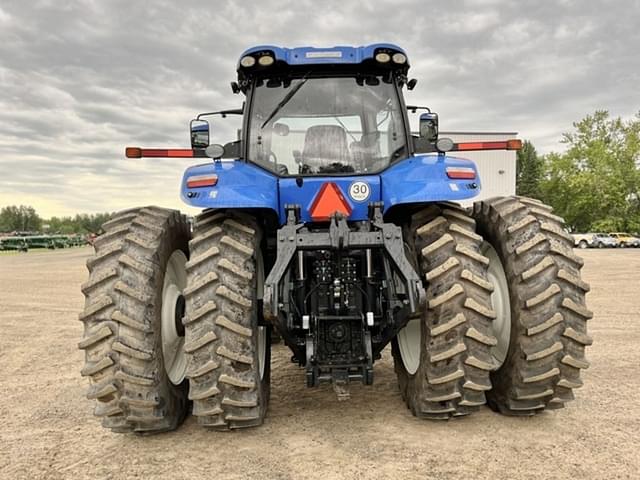 Image of New Holland T8.320 equipment image 4