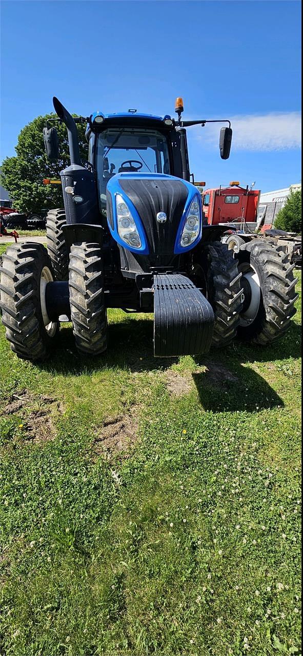 Image of New Holland T8.320 equipment image 4