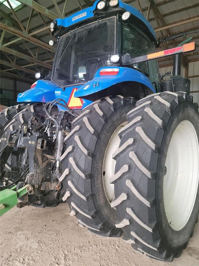 Image of New Holland T8.320 equipment image 1