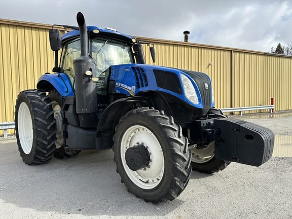 2015 New Holland T8.320 Equipment Image0