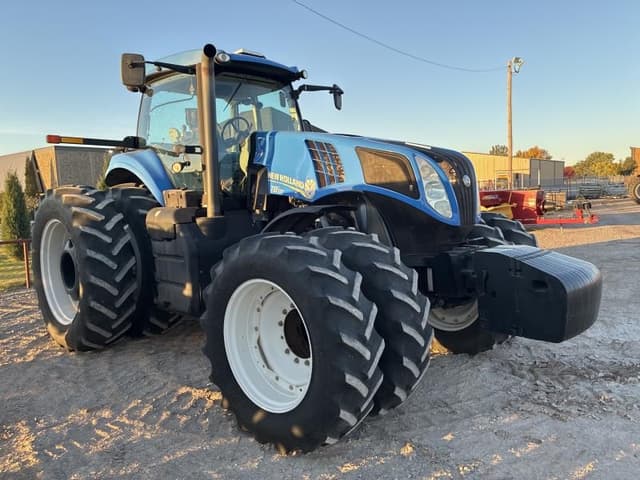 Image of New Holland T8.330 equipment image 3