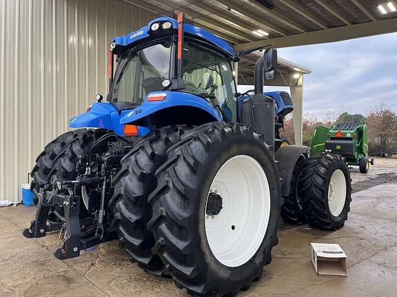 Image of New Holland T8.350 equipment image 4