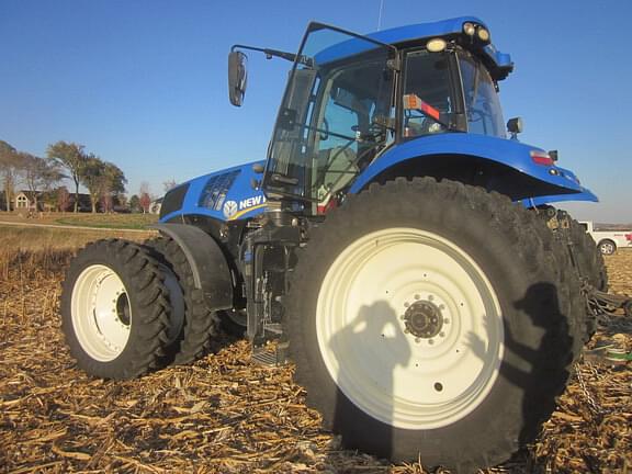 Image of New Holland T8.350 equipment image 2