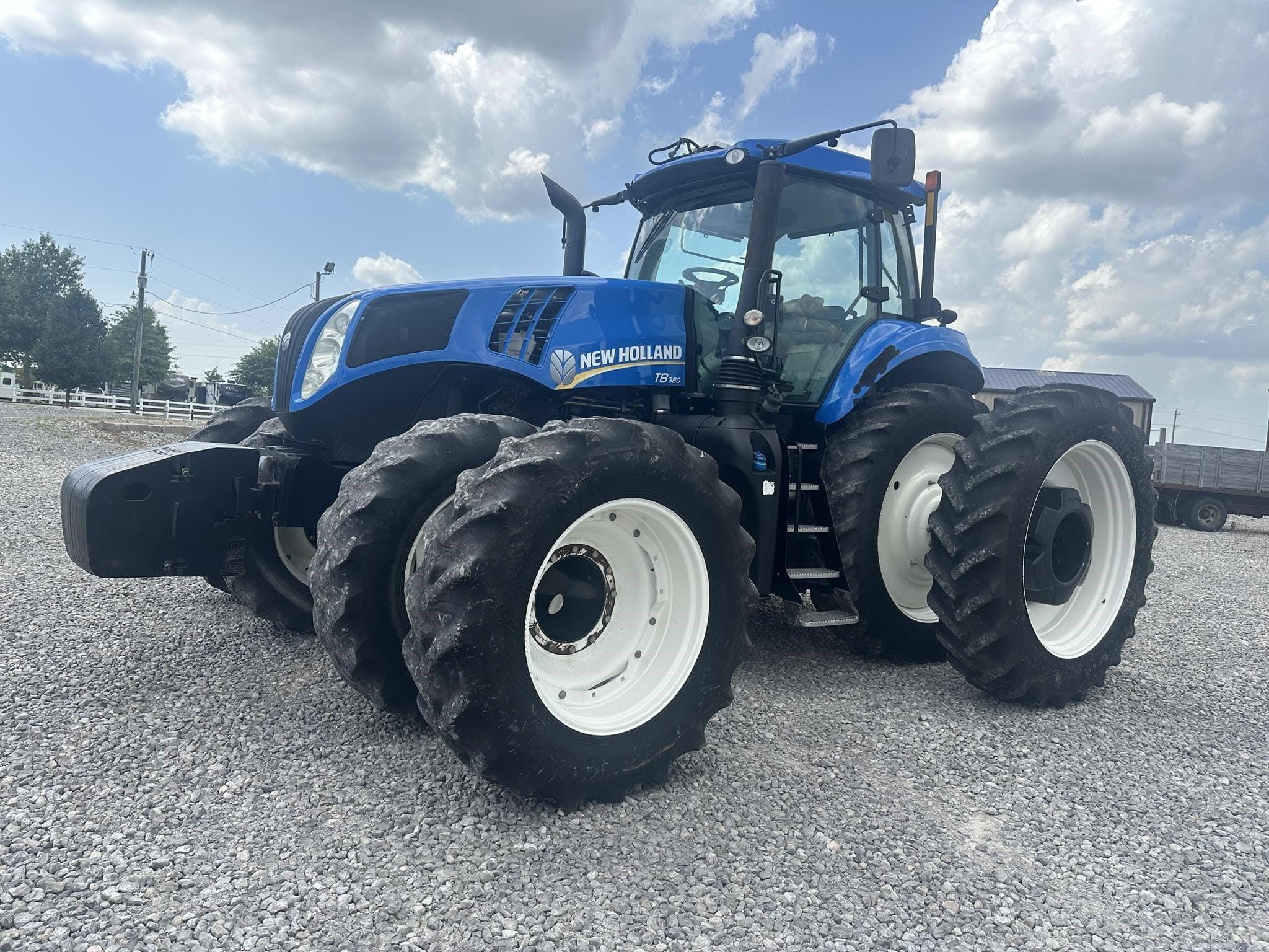 2015 New Holland T8.380 Equipment Image0