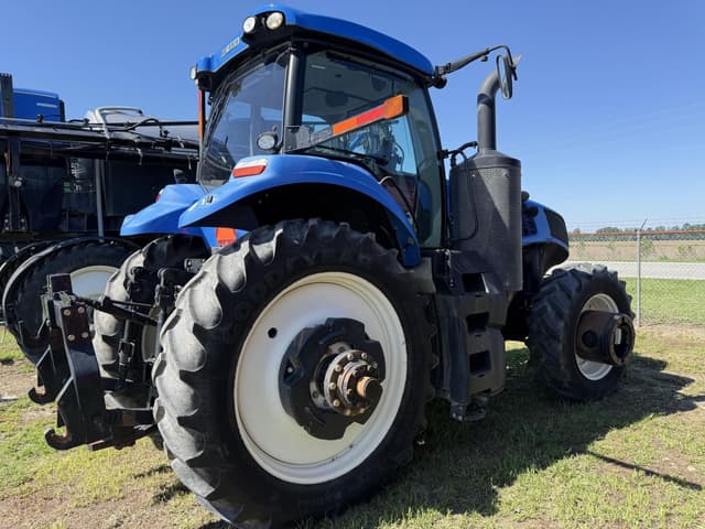 Image of New Holland T8.410 equipment image 4