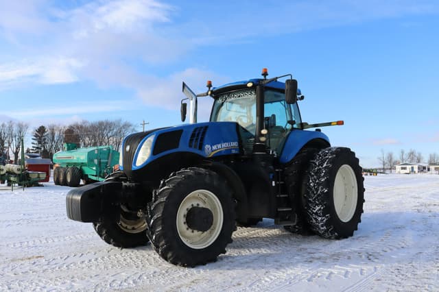 Image of New Holland T8.410 equipment image 2