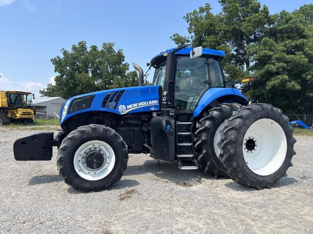 Image of New Holland T8.410 equipment image 1