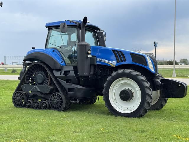 Image of New Holland T8.410 SmartTrax equipment image 4