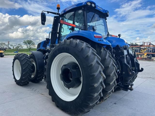 Image of New Holland T8.435 equipment image 2