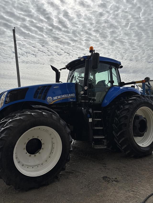 Image of New Holland T8.435 equipment image 2