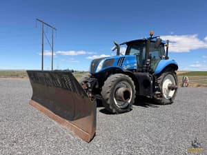 2015 New Holland T8.435 Image