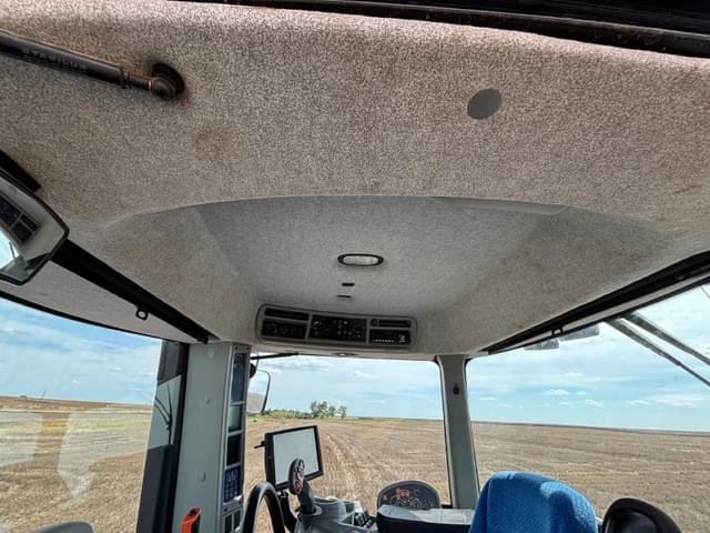 Image of New Holland T9.435 equipment image 4