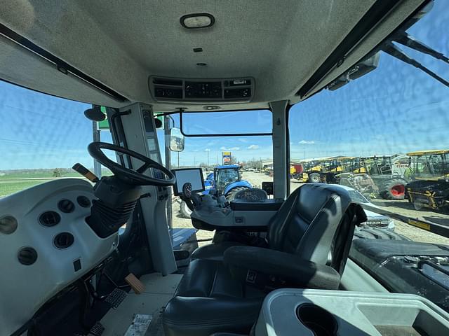 Image of New Holland T9.645 equipment image 4