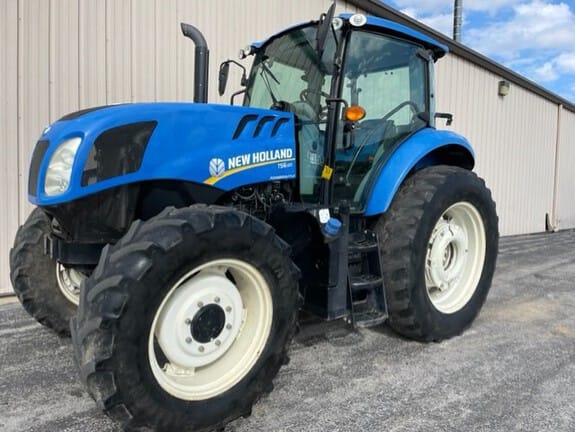 2015 New Holland TS6.120 Equipment Image0