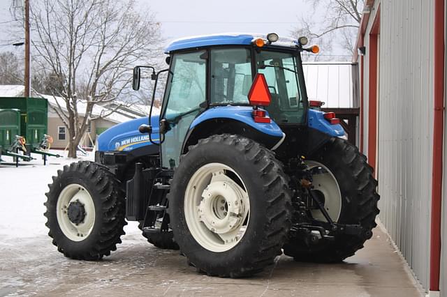 Image of New Holland TS6.140 equipment image 3