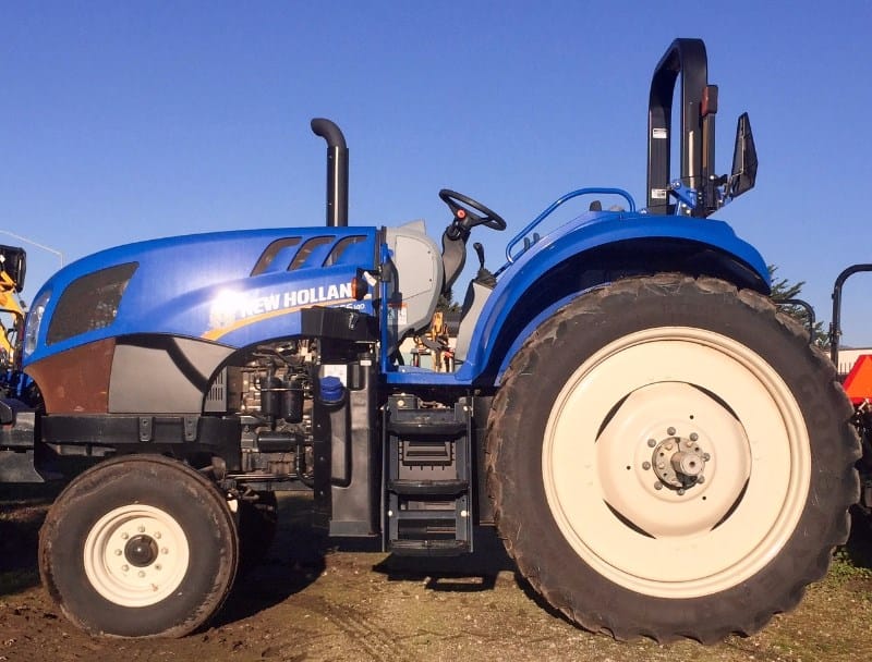 2015 New Holland TS6.140 Equipment Image0