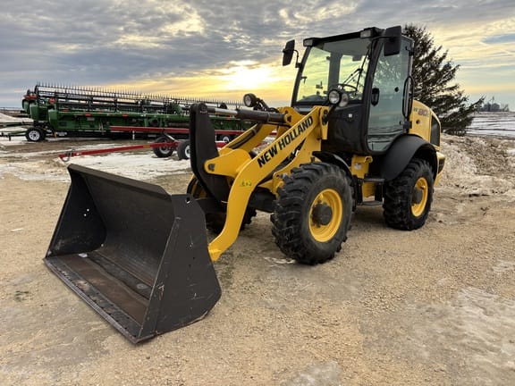 2015 New Holland W80C Equipment Image0