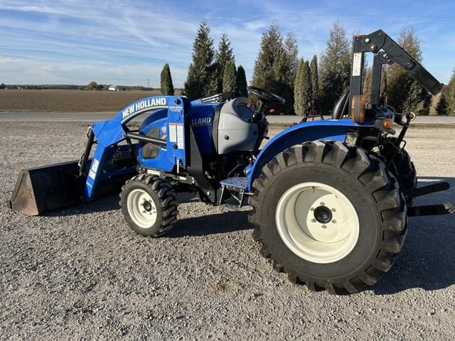 Image of New Holland Workmaster 37 equipment image 4