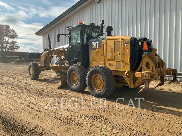 Image of Caterpillar 140M3AWD equipment image 3