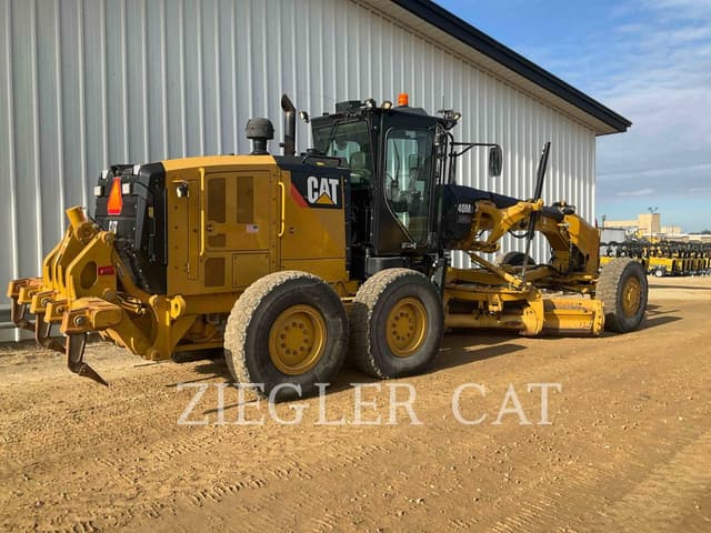 Image of Caterpillar 140M3AWD equipment image 2