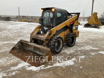 Main image Caterpillar 272D