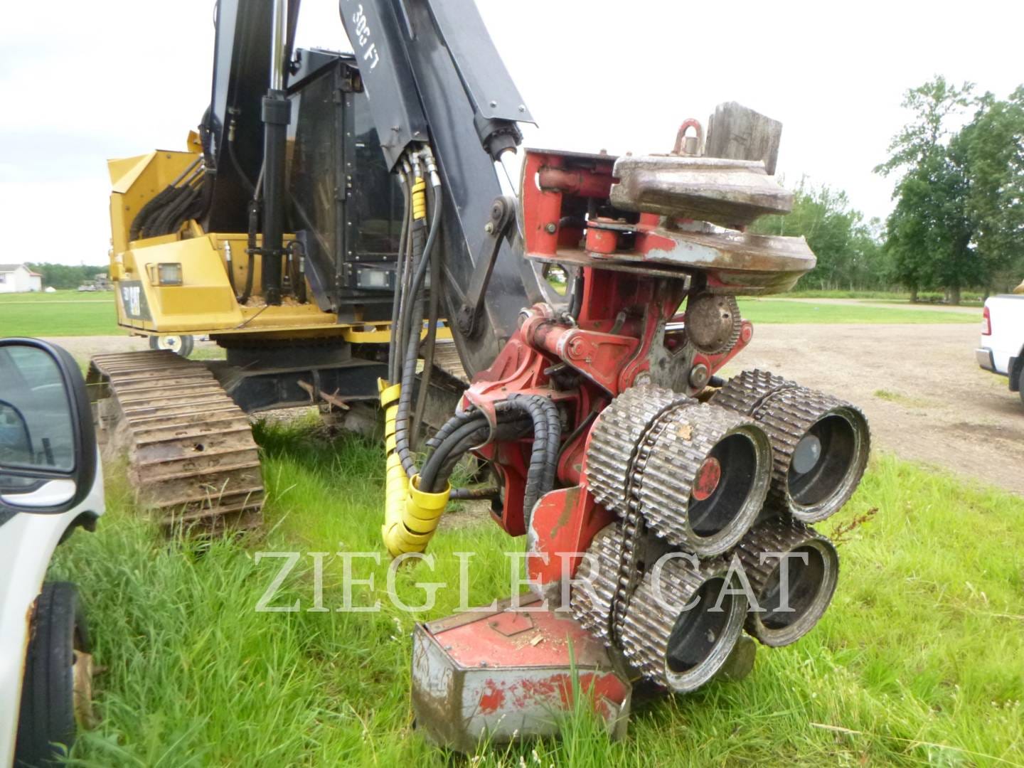 2015 Caterpillar 501HD Equipment Image0