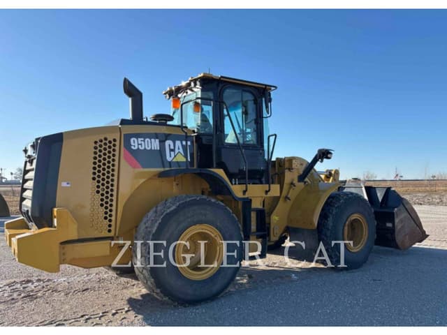Image of Caterpillar 950M equipment image 2