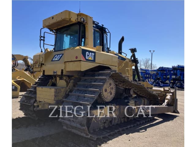 Image of Caterpillar D6T LGP equipment image 2