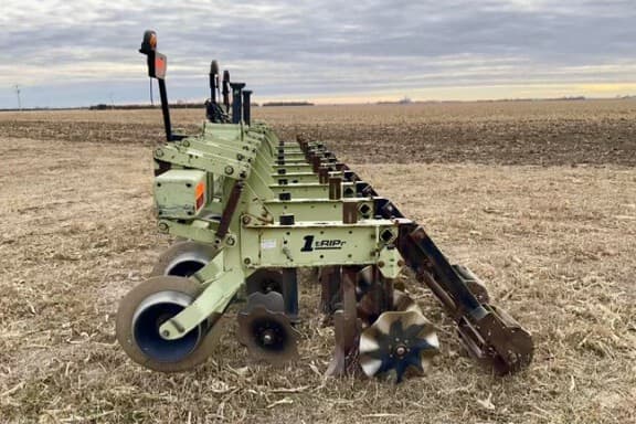 Image of Orthman 1tRIPr equipment image 2