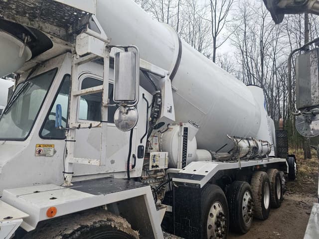 Image of Oshkosh S-2146 equipment image 2