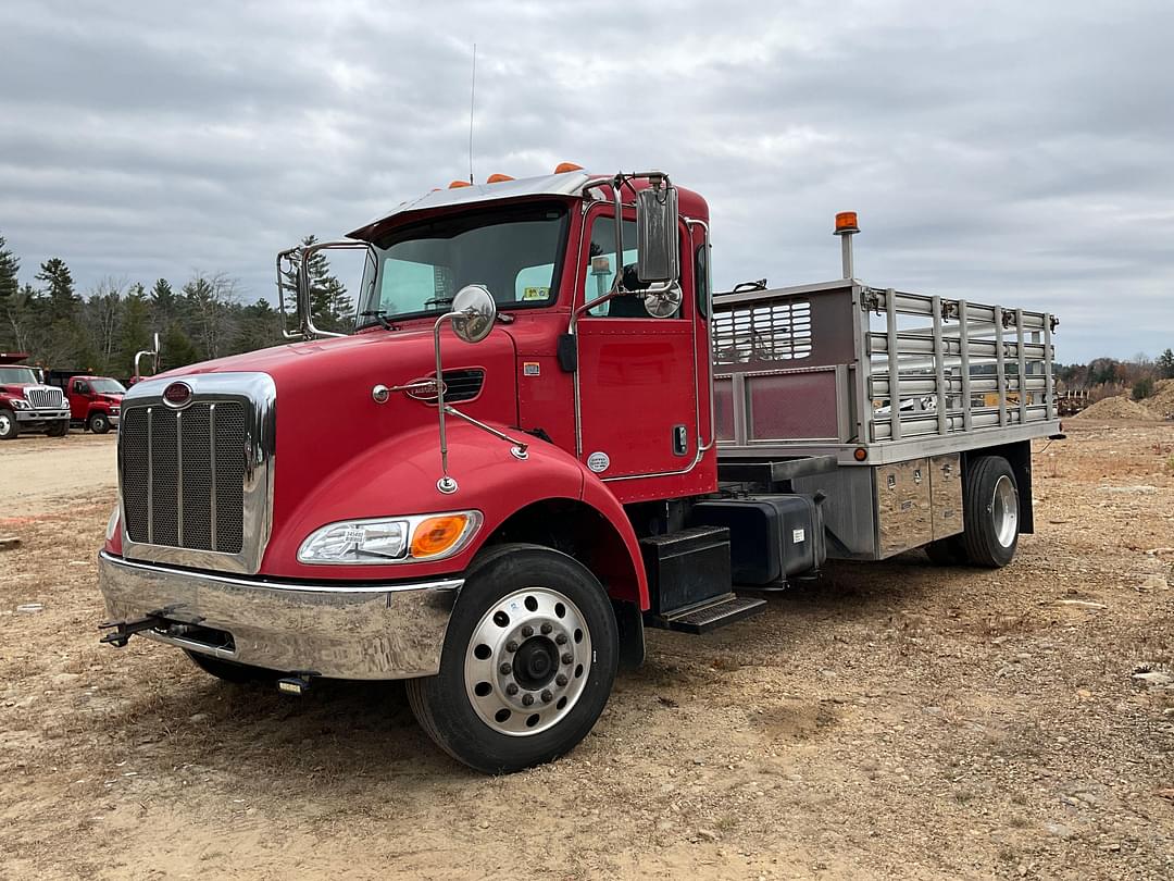 Image of Peterbilt 330 Primary image